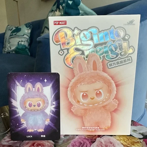 NIB Authentic Pop Mart Big Into Energy Luck Purple Pink Labubu Vinyl Pendant - Picture 2 of 11